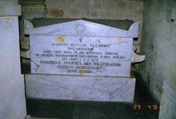 Tombe de Joséphine, dans l'église de Rieul - Malmaison
